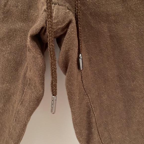 Brown drawstring short - Picture 3 of 5